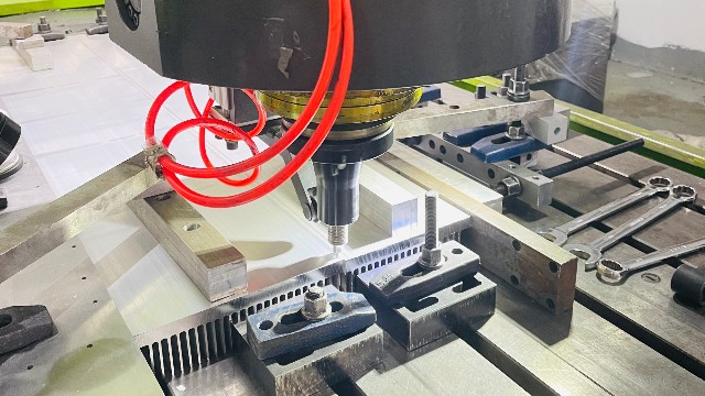 攪拌摩擦焊過(guò)程，是這么操作的嗎？-科鼎鑫數(shù)控